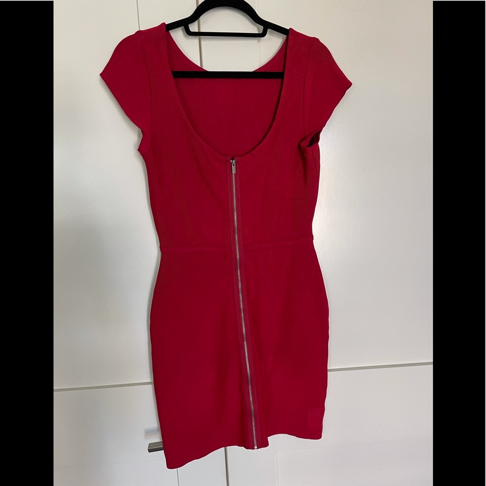 BCBG Red fitted dress with zipper